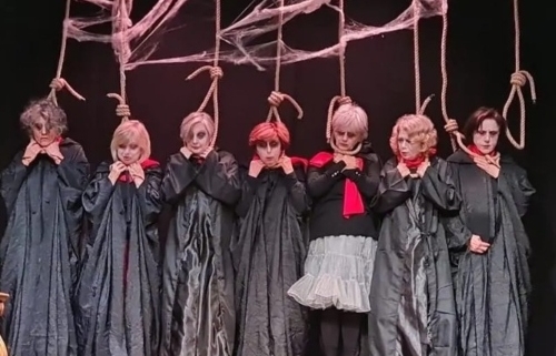 Le otto impiccate di Barbablù